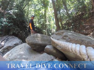 Trail to Hulagaan Falls 