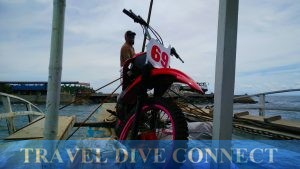 Boat from Bancal to Gigantes Island.